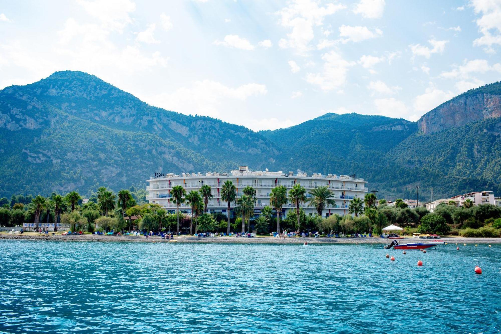 Hotel Sissy Камена-Вурла Экстерьер фото